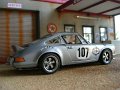 107 Porsche 911 Carrera RSR - Universal Hobbies 1.18 (4)